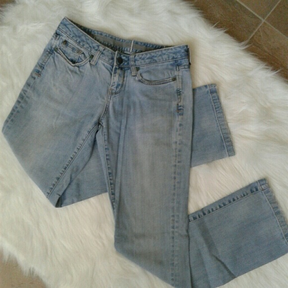 boyfriend jeans converse